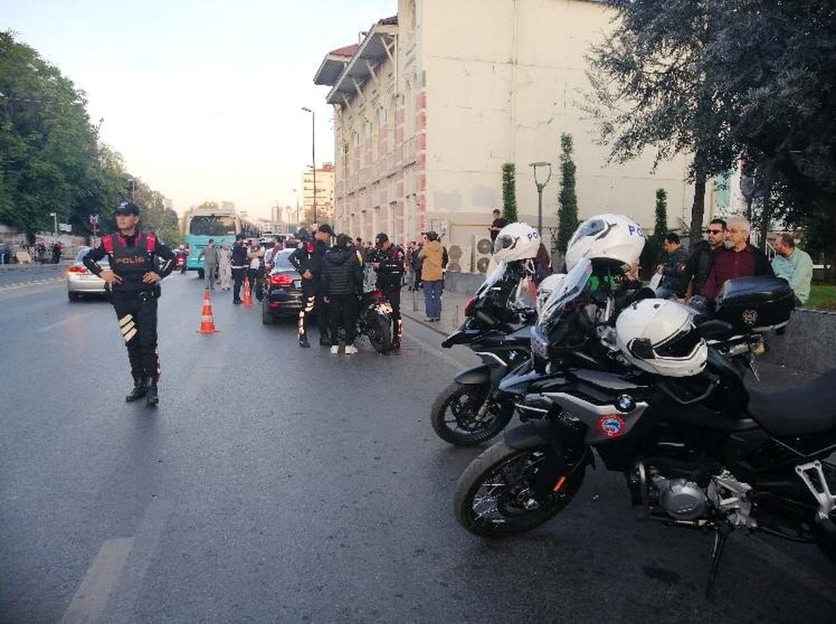 İstanbul\'da \'Yeditepe Huzur\' uygulamasında 25 bin kişi sorgulandı 150 bin TL ceza kesildi