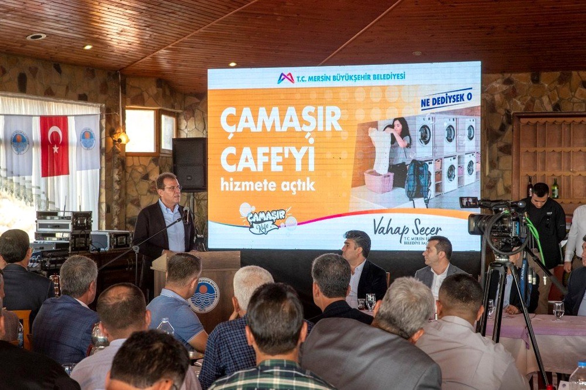 Seçer, Toroslar\'daki mahalle muhtarlarıyla bir araya geldi