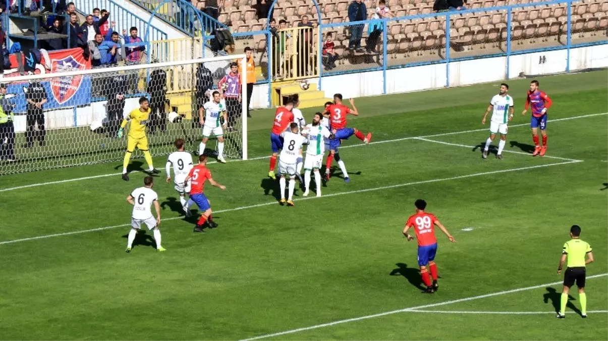 TFF 2. Lig: Kardemir Karabükspor: 0 - Sakaryaspor : 5