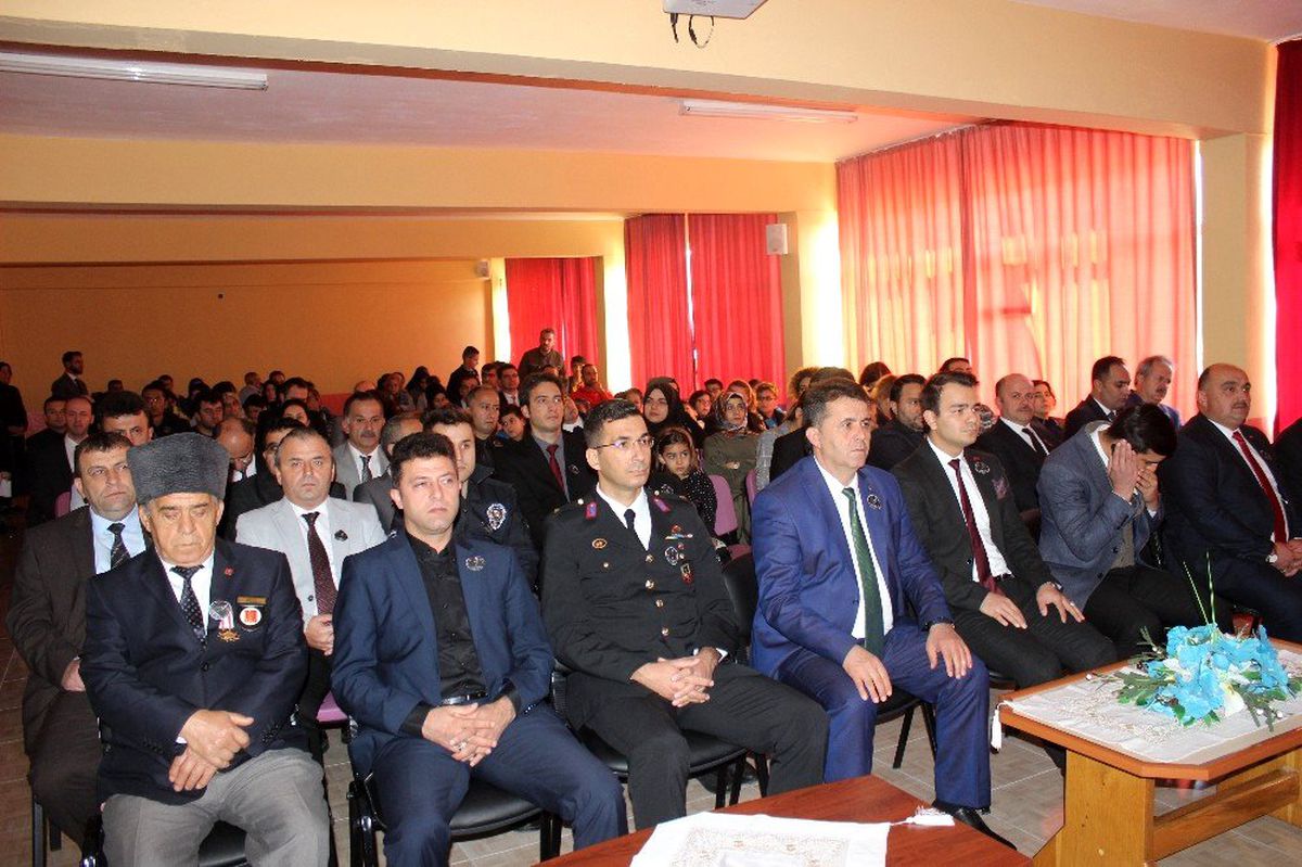 Türkeli\'de 10 Kasım Atatürk\'ü Anma programı