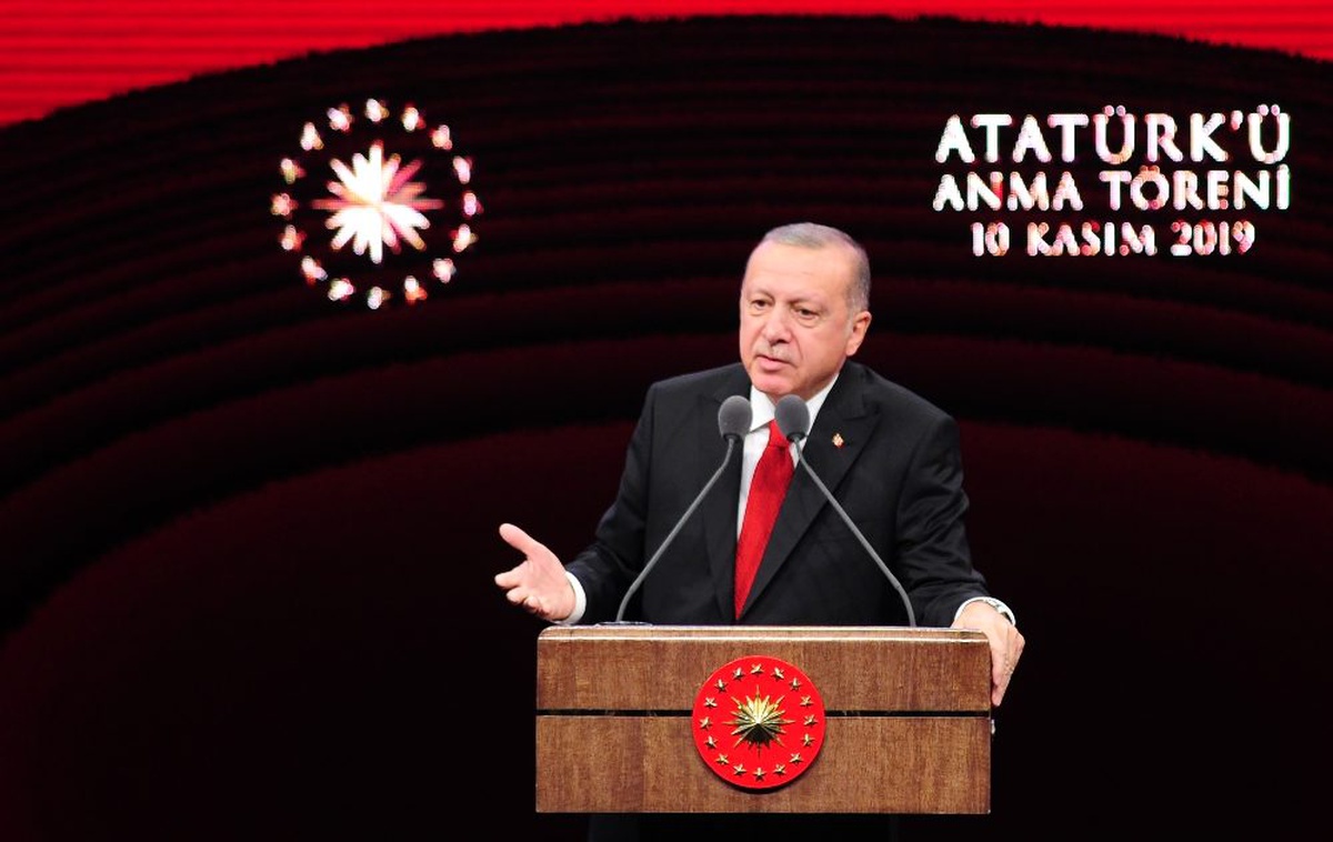 "Ülkemizde yıllardır en büyük ticaret Atatürk ve Cumhuriyet ticaretidir"