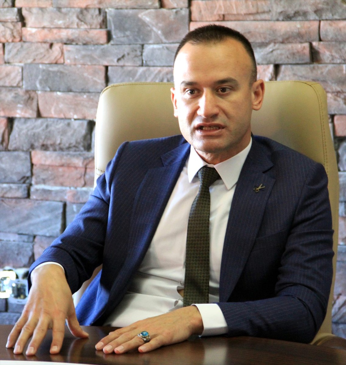 Ağrılı lise öğrencileri yabancı dili "İngilizce Sokağı"nda öğrenecek