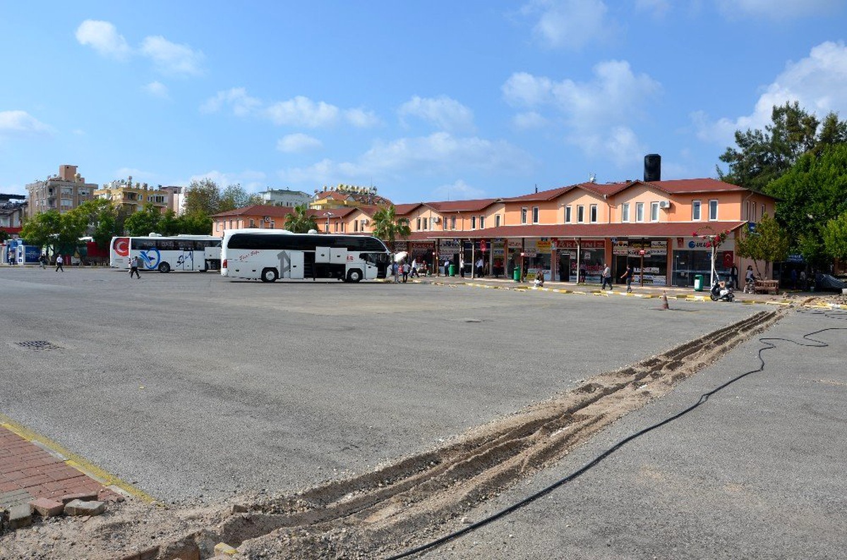 Alanya Otogarı\'ndaki aydınlatma sorunu çözüldü
