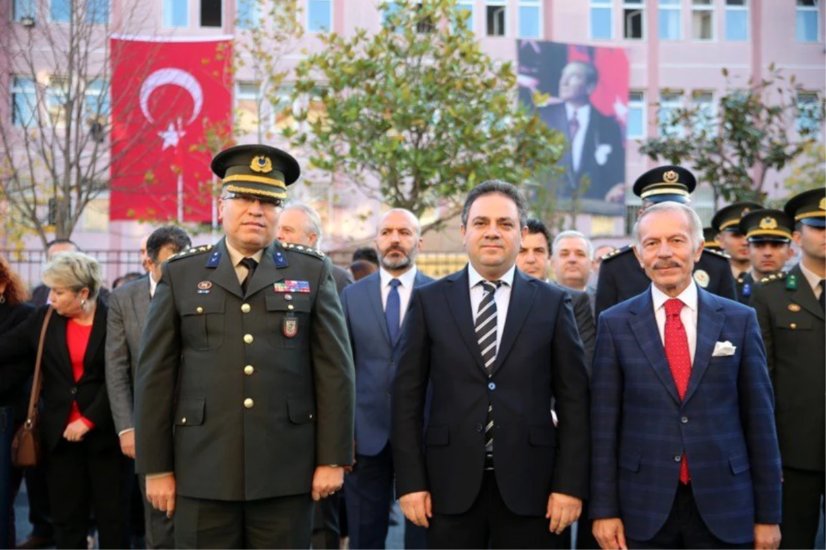 Atatürk Bayrampaşa\'da törenlerle anıldı