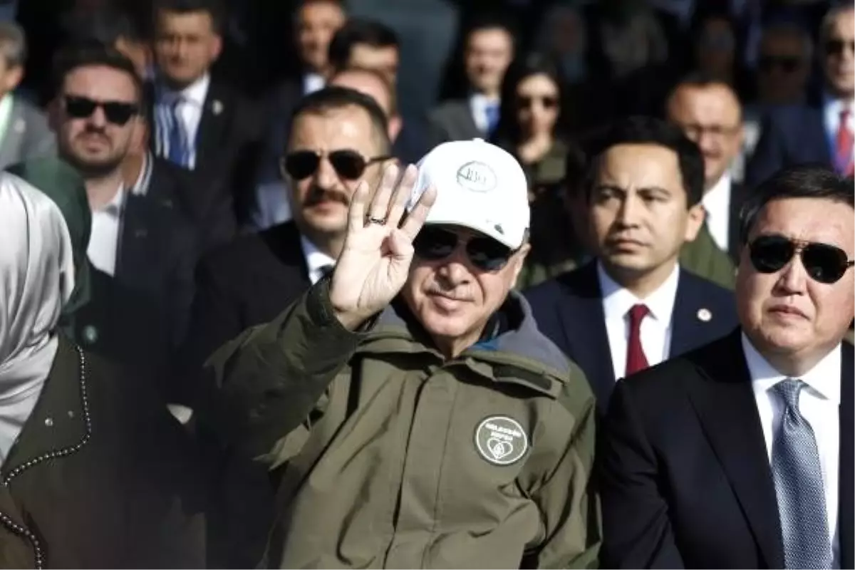 Cumhurbaşkanı Erdoğan: Onlar yaktılar, biz diktik