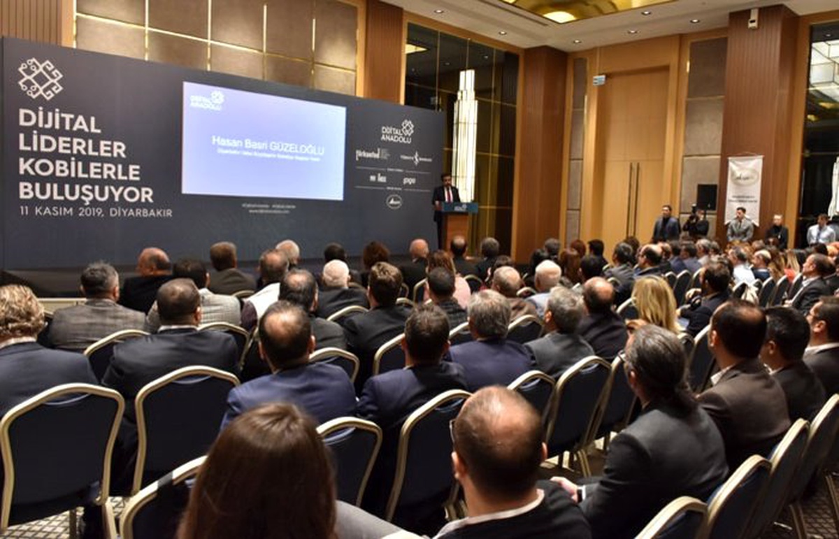Dijital liderler KOBİ\'lerle buluşuyor