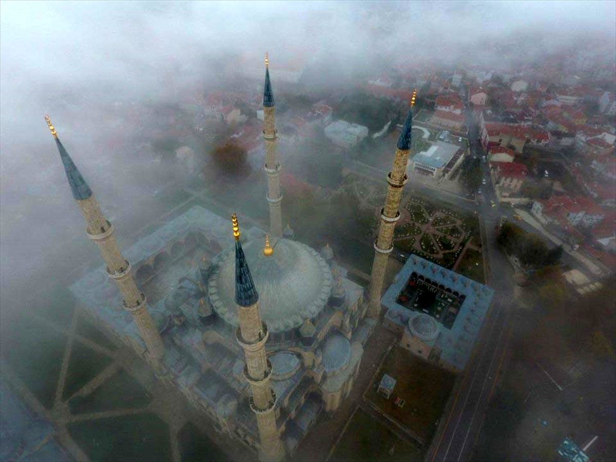 Edirne\'de sis etkili oldu
