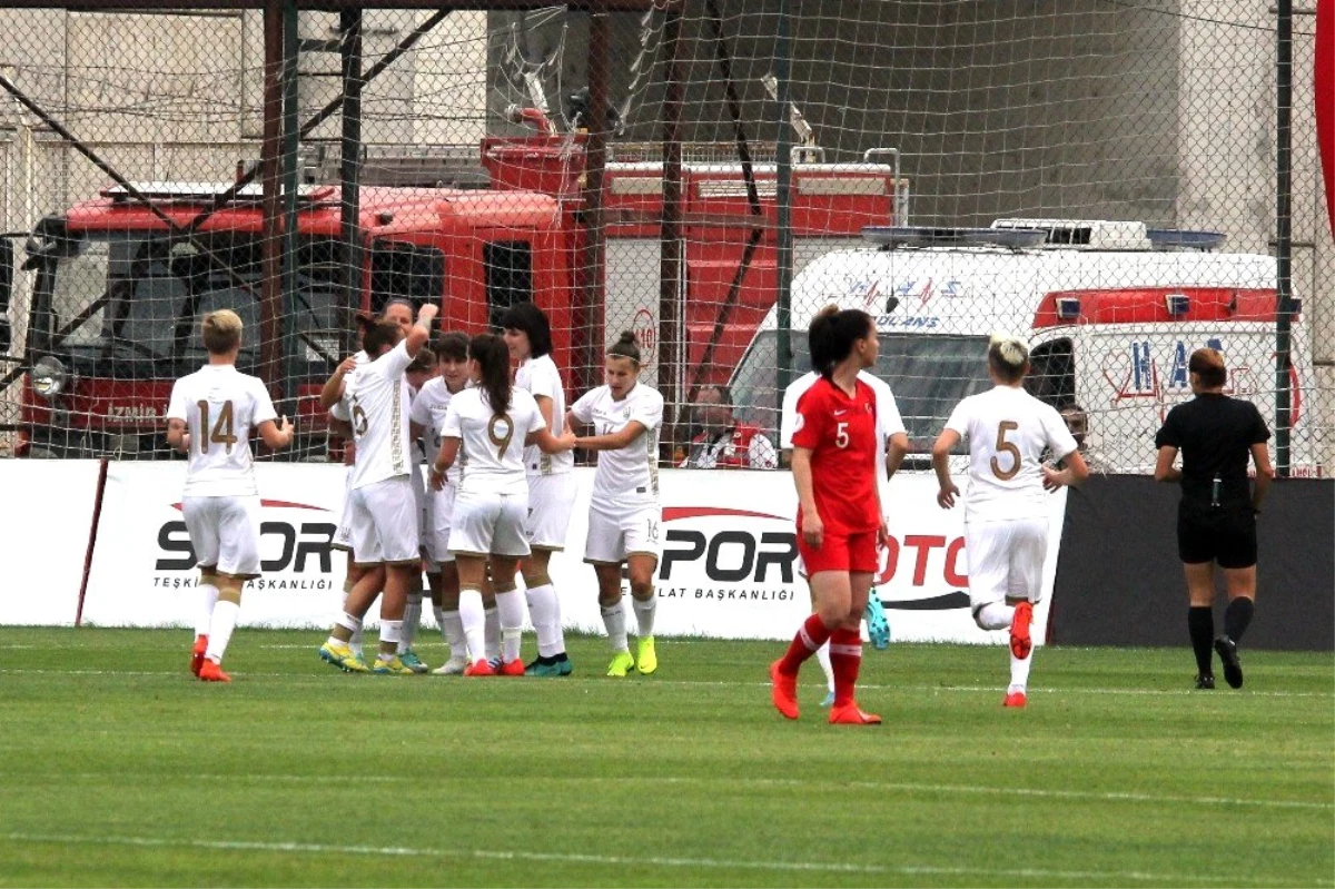 Hazırlık maçı: Türkiye: 0 - Ukrayna: 4