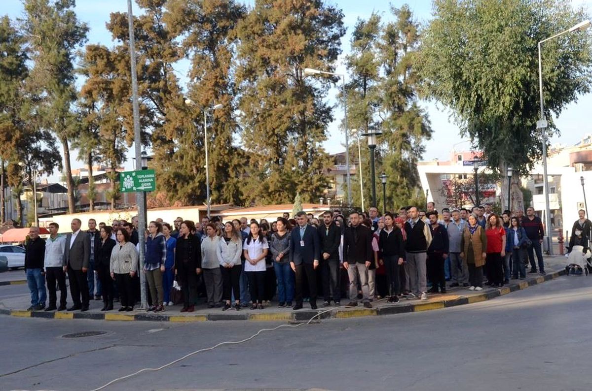 Nazilli Devlet Hastanesi Atatürk\'ü andı