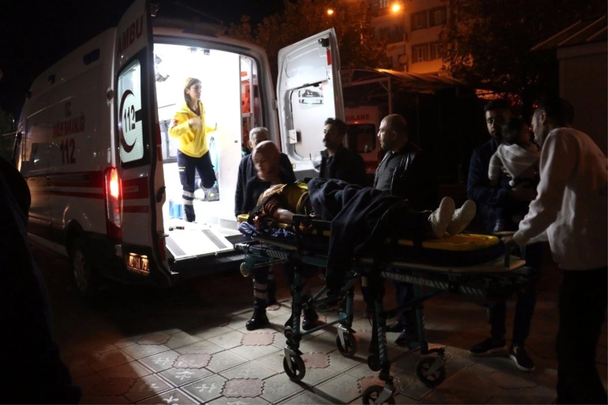 Nemrut Dağı\'ndan dönen aile kaza yaptı: 6 yaralı
