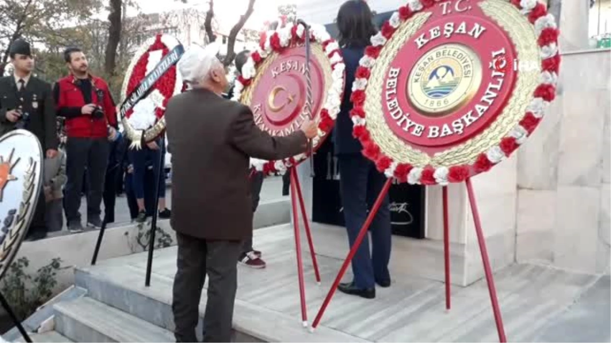 Tohumdan büyüttüğü çiçekleri her 10 Kasım\'da Ata\'sına götürüyor