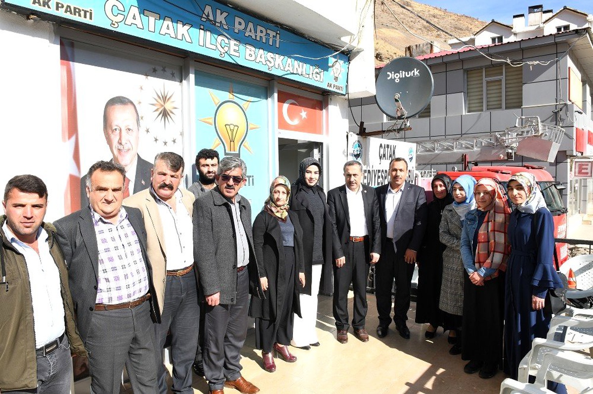 AK Parti\'li Arvas\'tan Çatak ilçesine ziyaret
