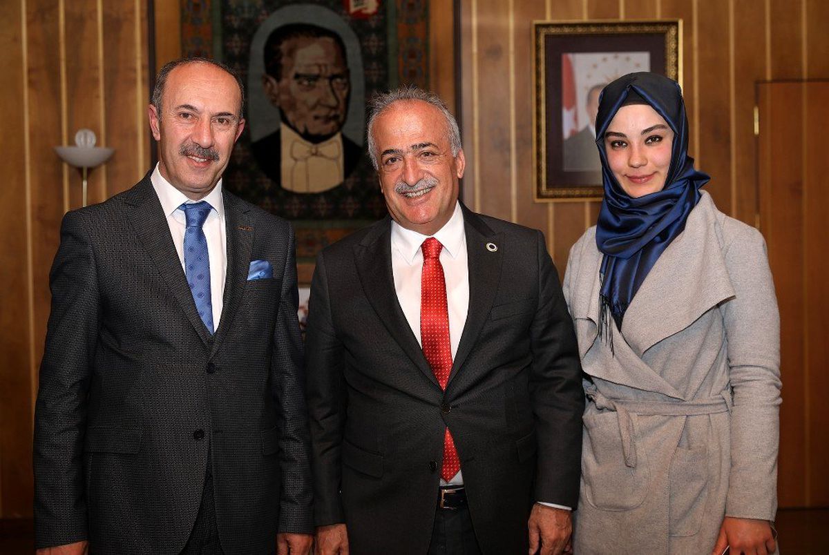 Atatürk Üniversitesi iki protokole birden imza attı