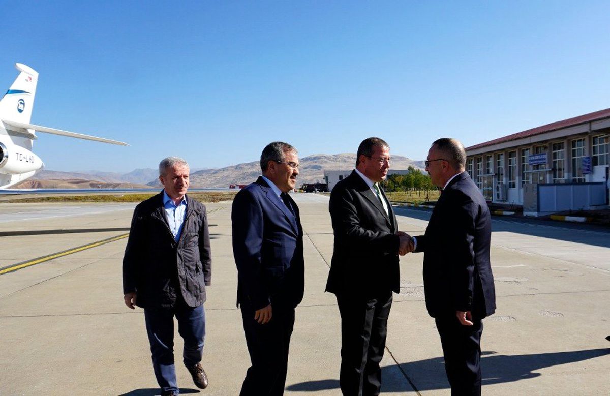 Bakan Yardımcısı Tancan, Vali Atik\'i ziyaret etti