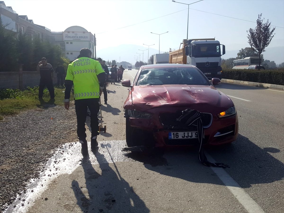 Bursa\'da otomobilin çarptığı motosikletli öldü