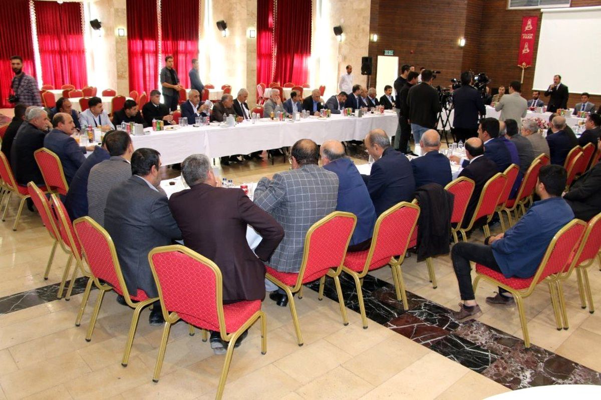Elazığ\'da muhtarlarla istişare toplantısı
