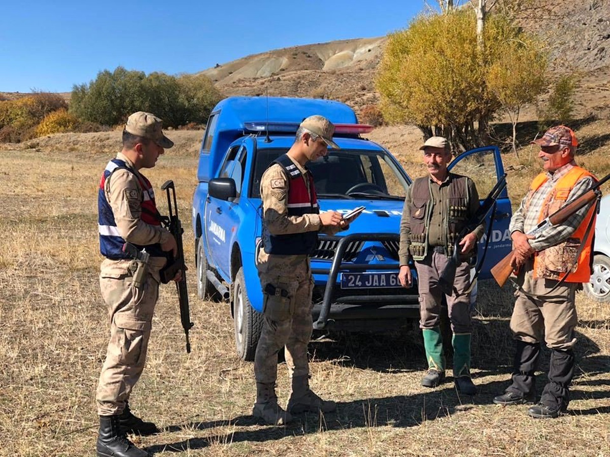 Erzincan\'da avlaklar kontrol edilerek, avcılara yönelik bilgilendirme yapıldı