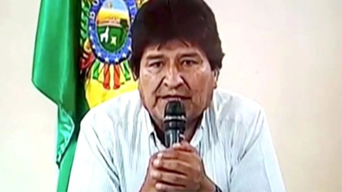 ABD destekli ordu tarafından istifa ettirilen Evo Morales, "Döneceğim" açıklaması yapıp Bolivya\'dan ayrıldı