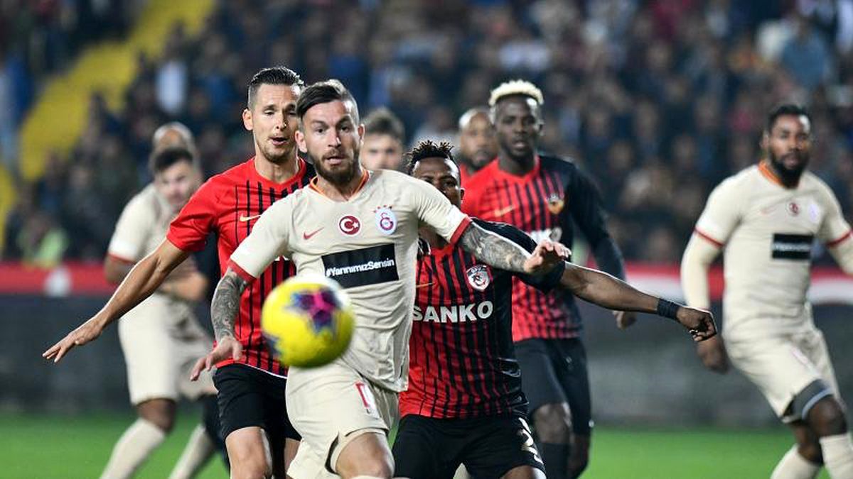 Galatasaray deplasmanda Gaziantep\'i 2-0 yendi