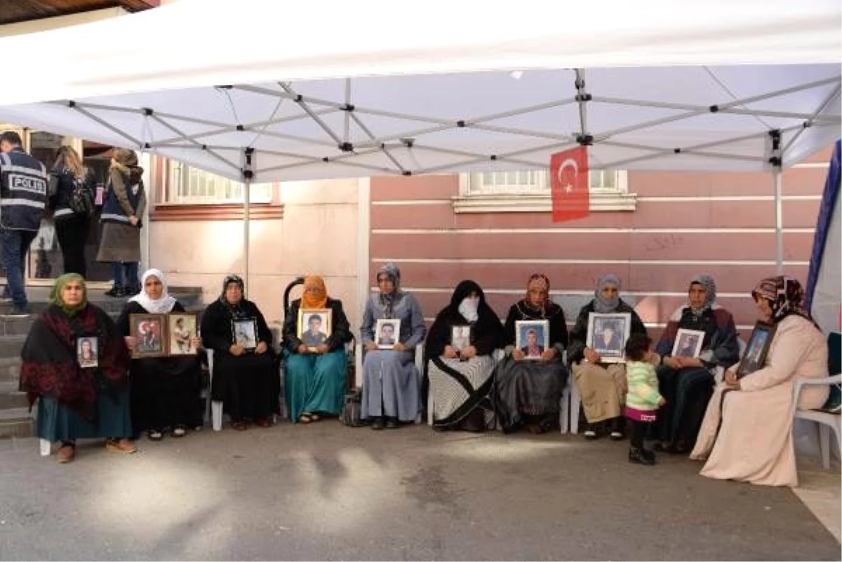 HDP önündeki eylemde 71\'inci gün