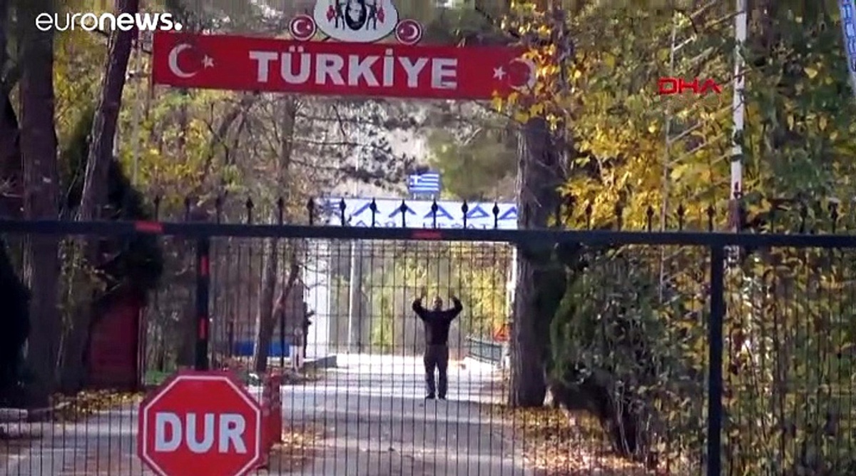 IŞİD üyeliği iddiasıyla sınır dışı edilen kişi Türkiye ile Yunanistan arasında kaldı