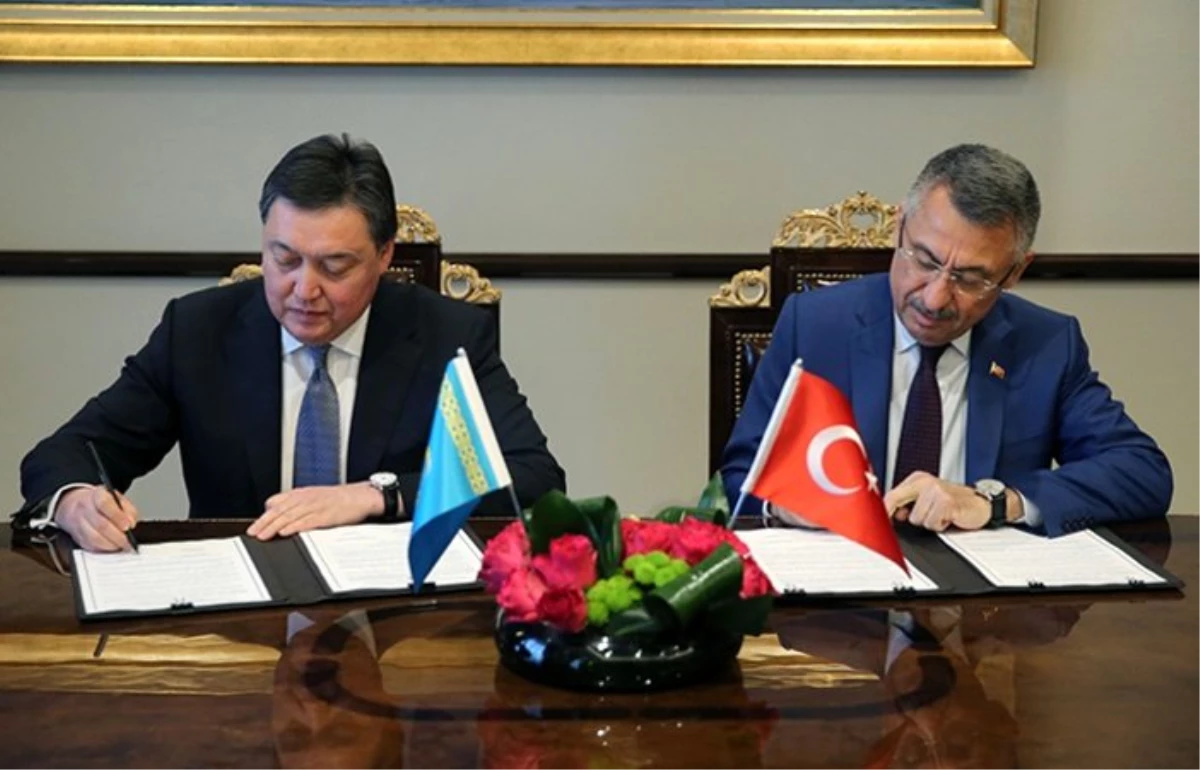 Kazakistan ile 1.4 milyar dolarlık 19 anlaşma için imzalar atıldı