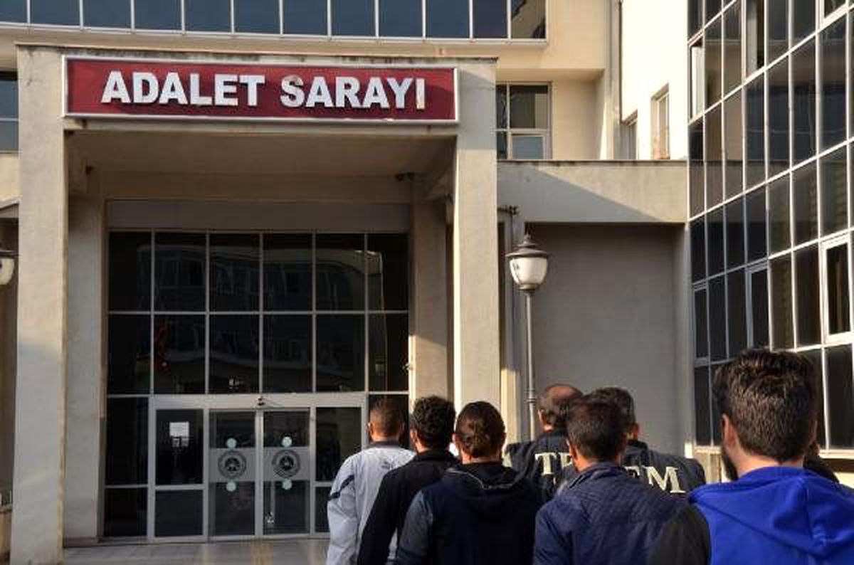 Osmaniye\'de terör operasyonu: 7 tutuklama