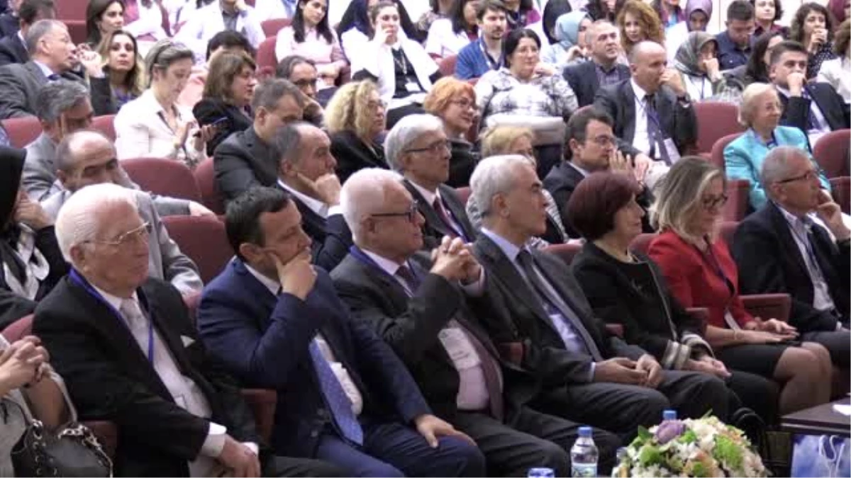 Prof. Dr. Enver Hasanoğlu: "Aşı reddi nedeniyle salgınlarla baş başa kalabiliriz"