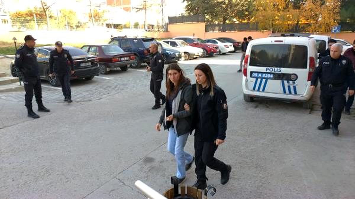 Şiddet uygulayan eşinin iş yerini yaktı