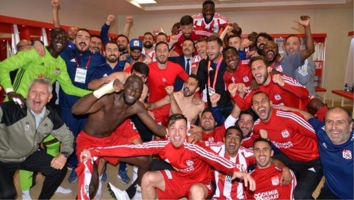 Süper Lig\'in lideri Sivasspor, 10 sezon sonra ilk kez koltukta!