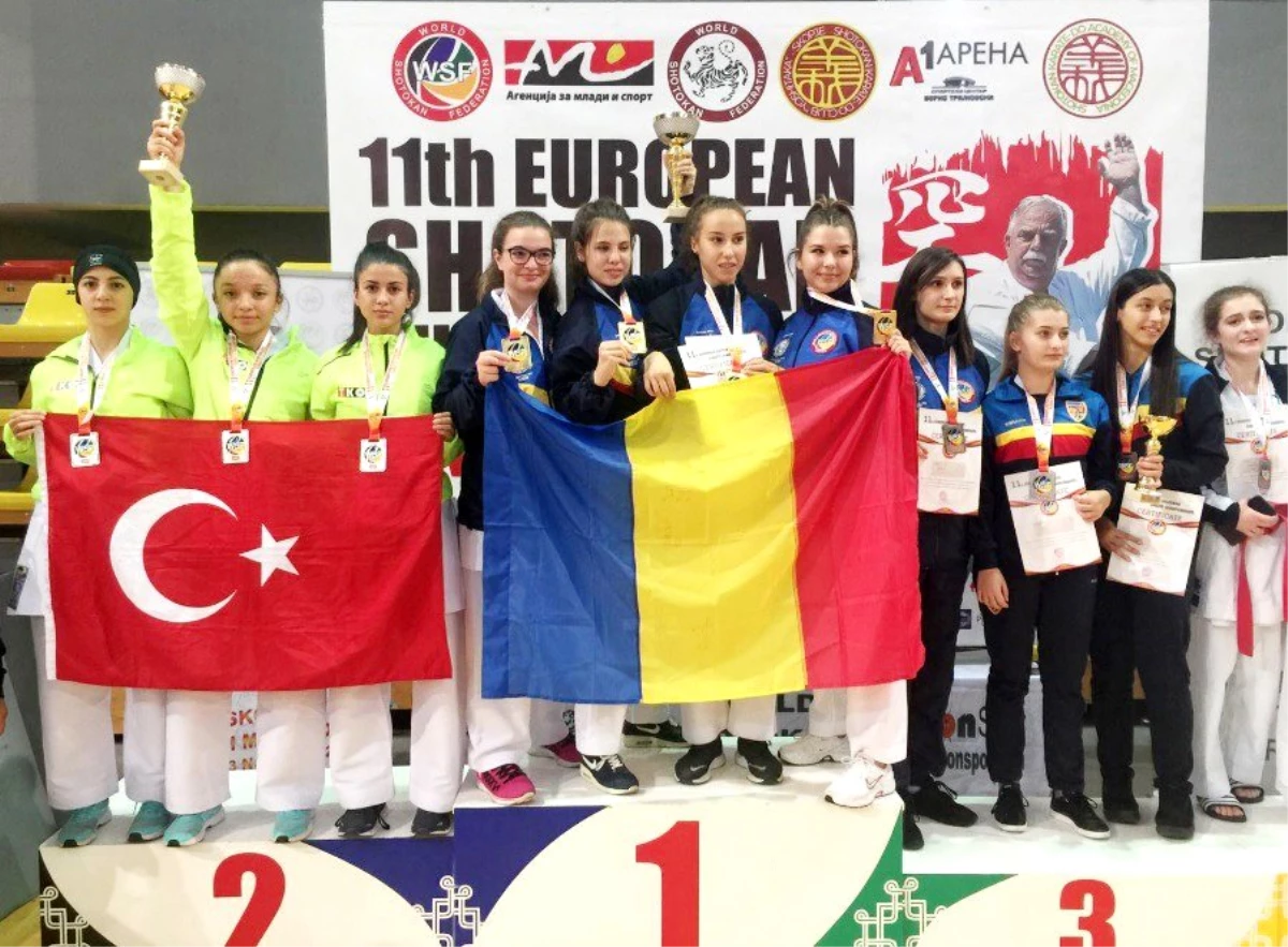 Tavşanlı Karate Kulübü Avrupa\'dan madalyalar ile döndü