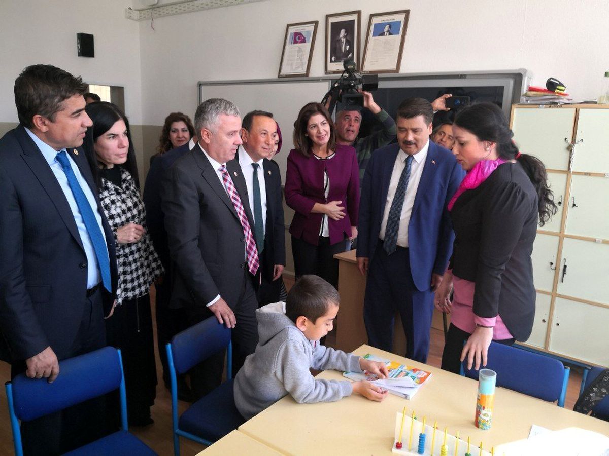 TBMM Araştırma Komisyonu üyeleri Aksaray\'daki okulda inceleme yaptı