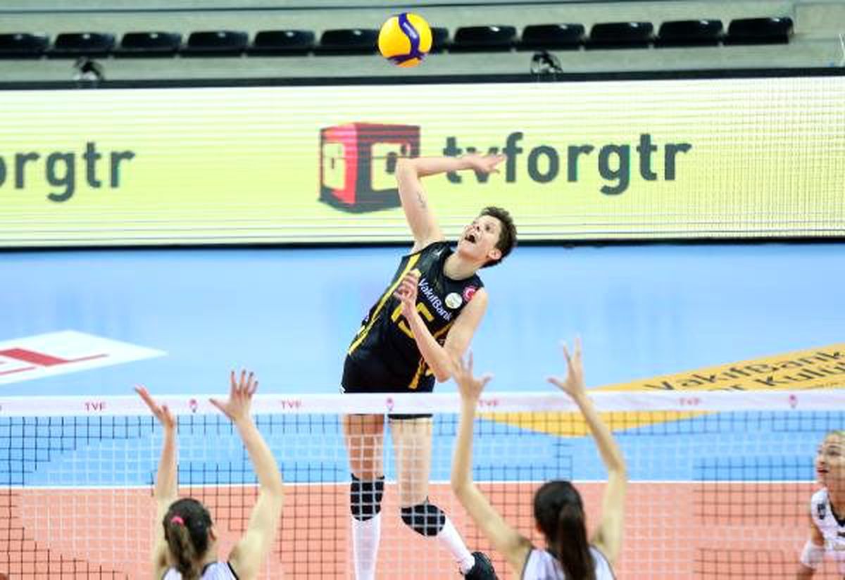 VakıfBank, evinde galip