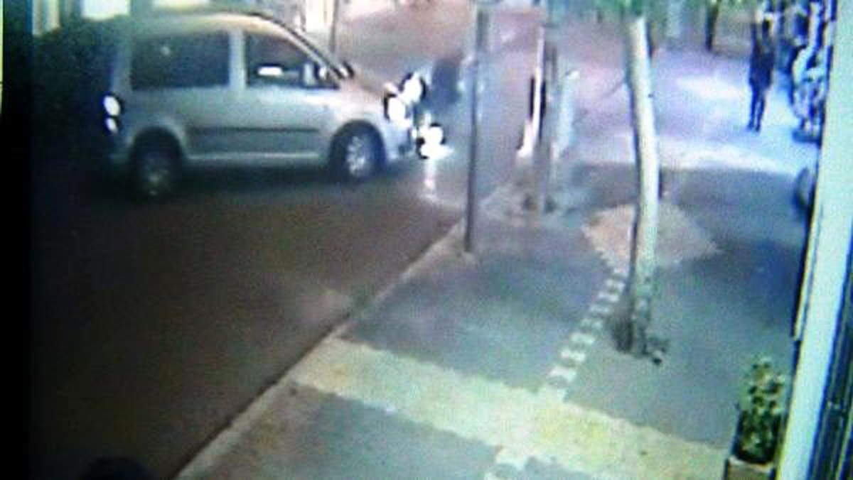 Yaralamalı trafik kazası güvenlik kamerasında