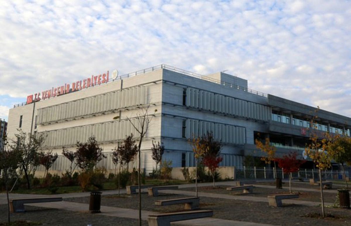 3 ilçe ve bir beldeye kayyum görevlendirildi
