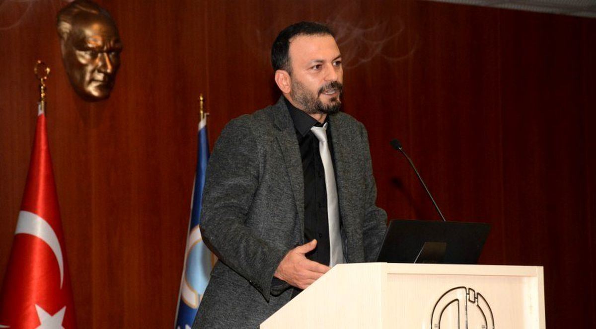 Atatürk\'ün çağdaşlaşma modeli Anadolu Üniversitesi\'nde konuşuldu