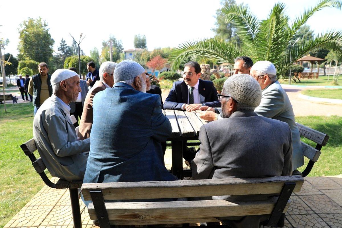 Canpolat vatandaşların taleplerini yerinde dinliyor