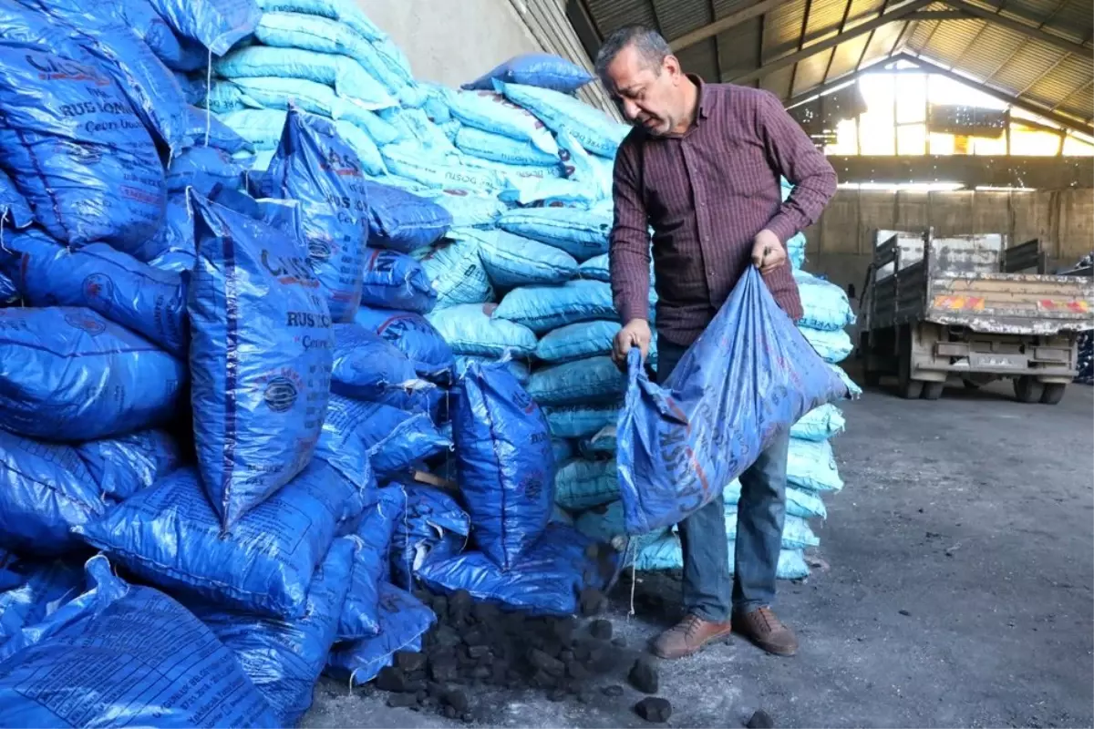 Doğal gaz zamlandı kömür ve oduna talep arttı