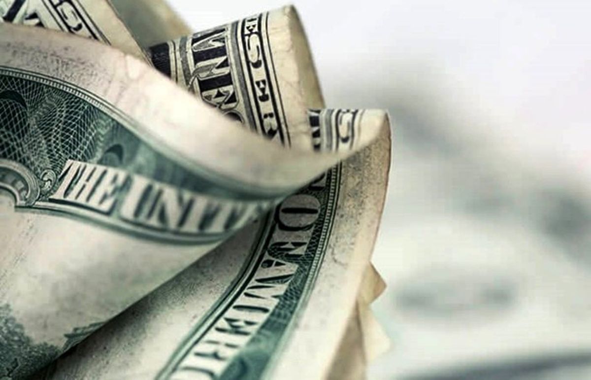 Dolar 5,77\'den güne başladı