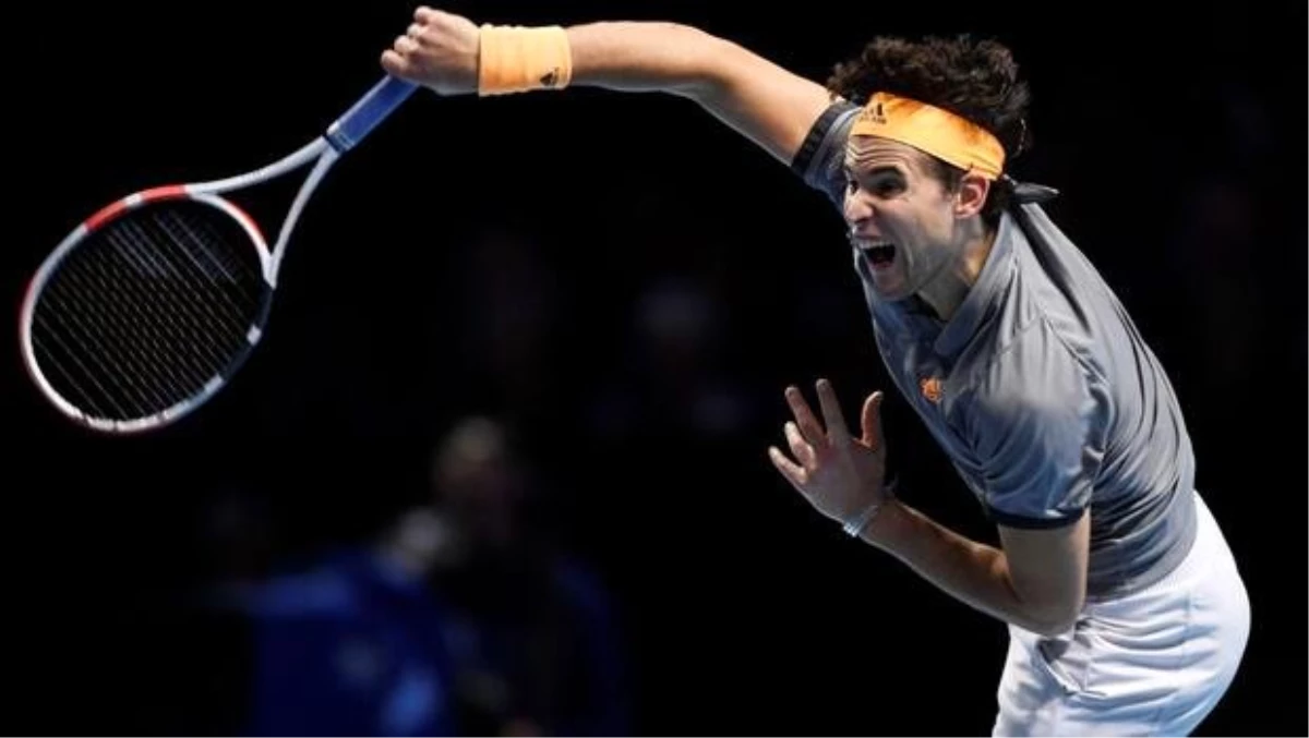 Dominic Thiem, Federer\'in ardından Djokovic\'i de devirdi
