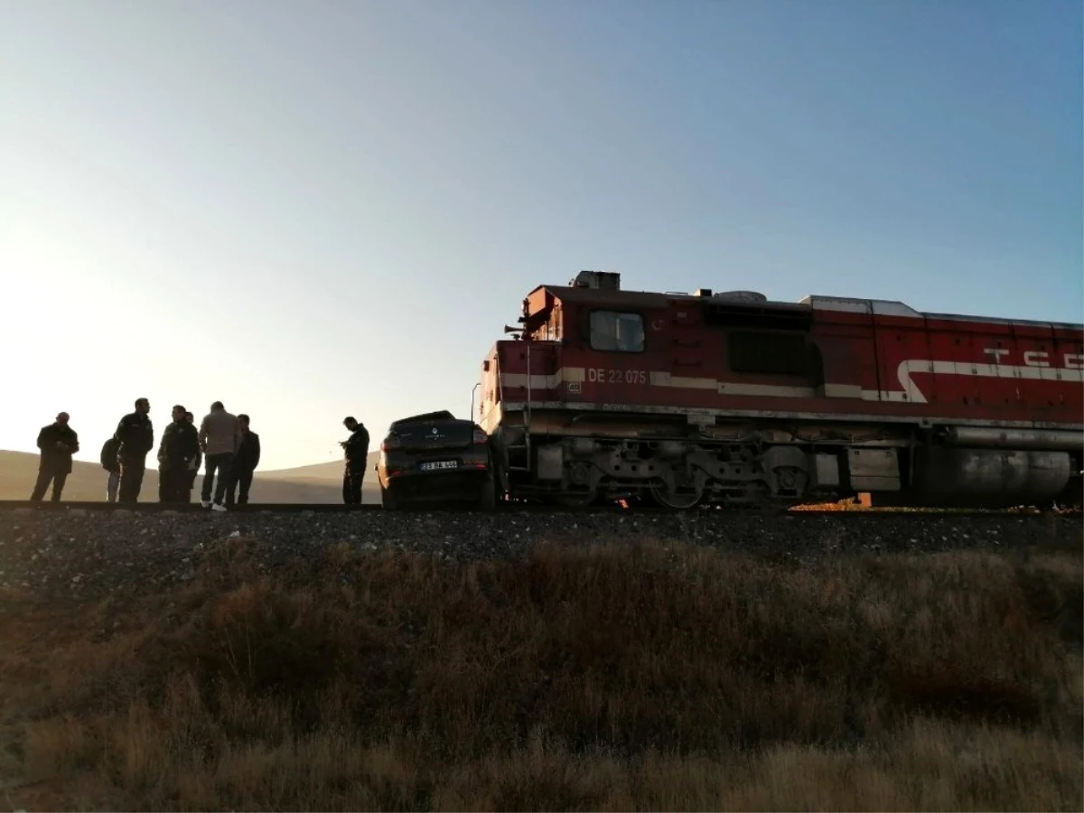 Elazığ\'da tren kazası: 2\'si ağır 3 yaralı