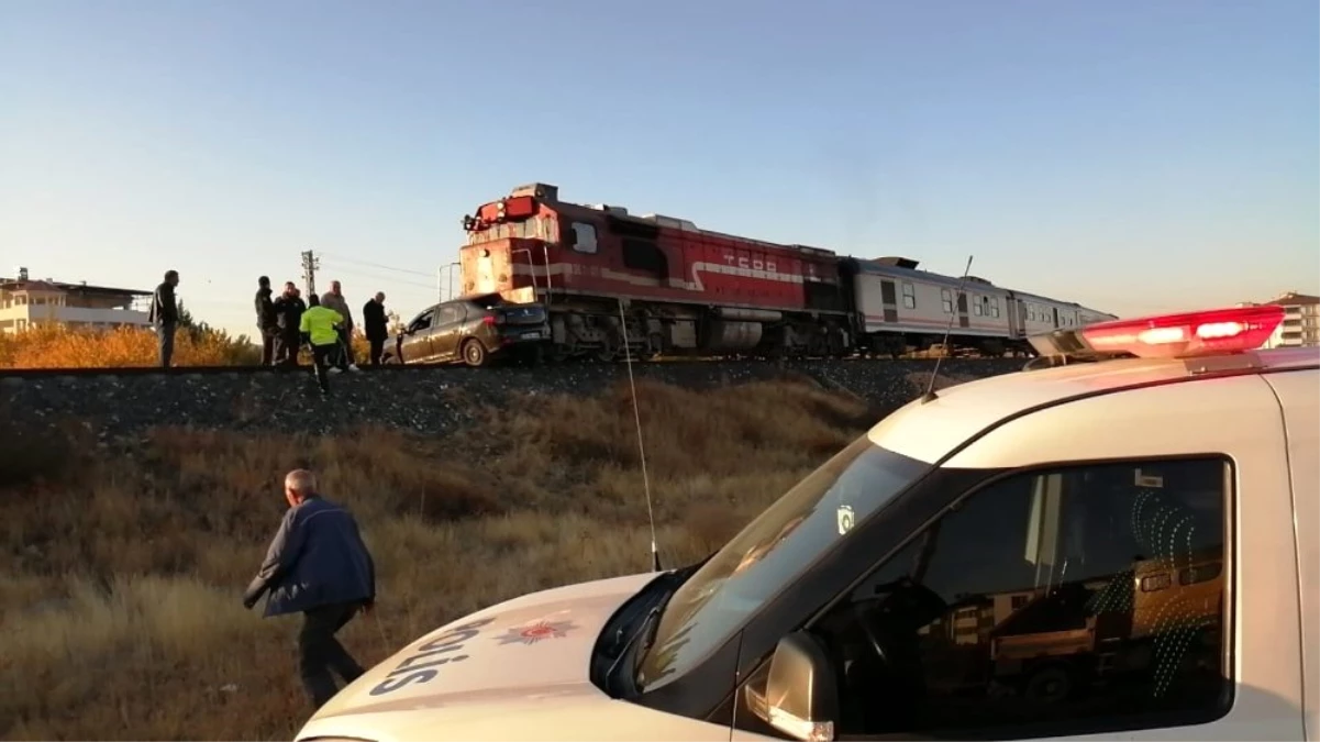 Elazığ\'daki tren kazasında 2 kişi hayatını kaybetti