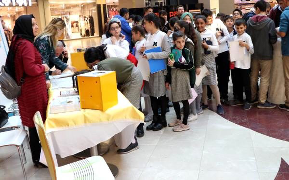 Gaziantep\'te \'Öğretmenine bir mektup da sen yaz\' kampanyası