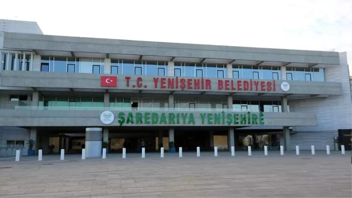 HDP\'li 3 ilçe ve bir beldenin başına kayyum atandı