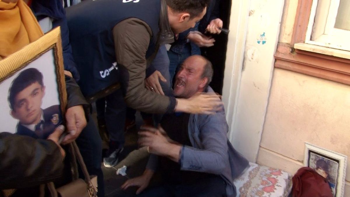 HDP önünde gerginlik