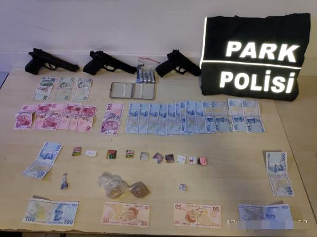 İnternetten silah satanlara operasyon : 8 gözaltı