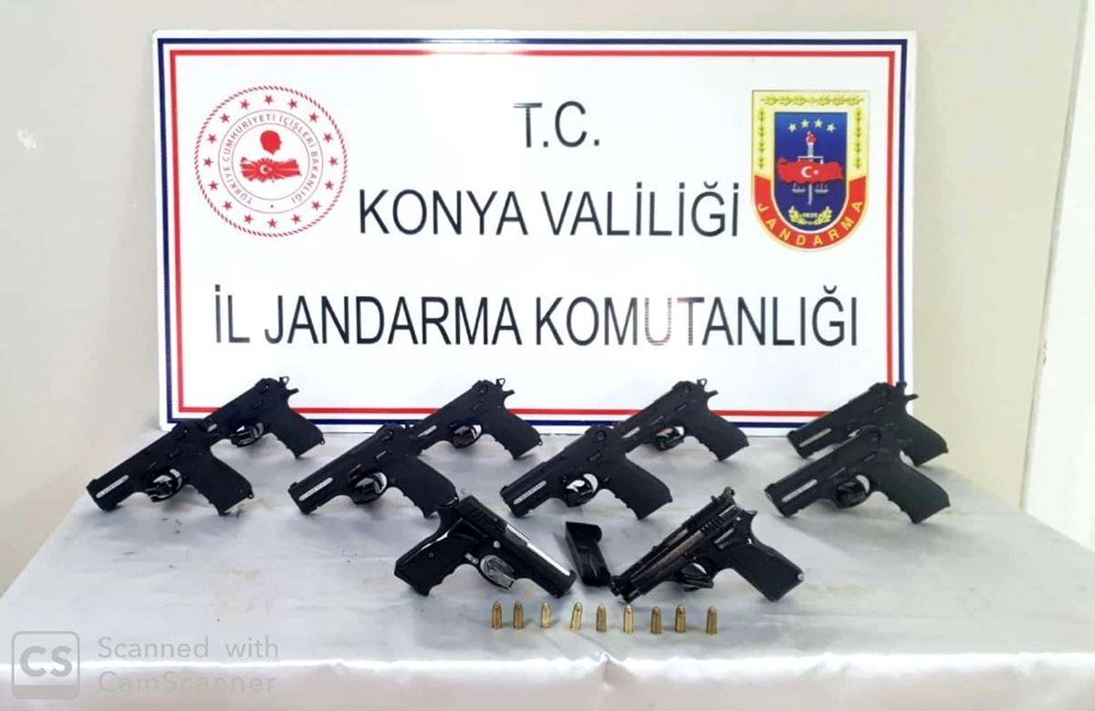 Jandarmadan kaçak silah operasyonu