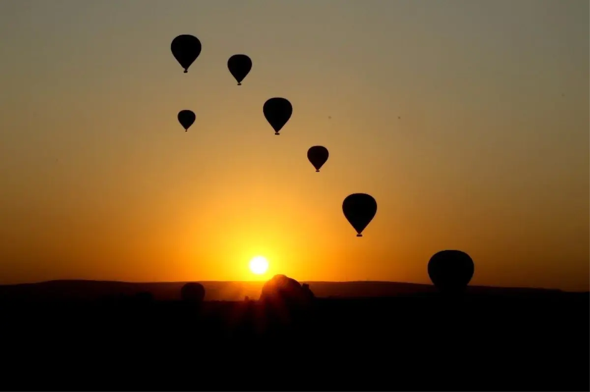 Kapadokya\'da yarınki balon turları iptal edildi