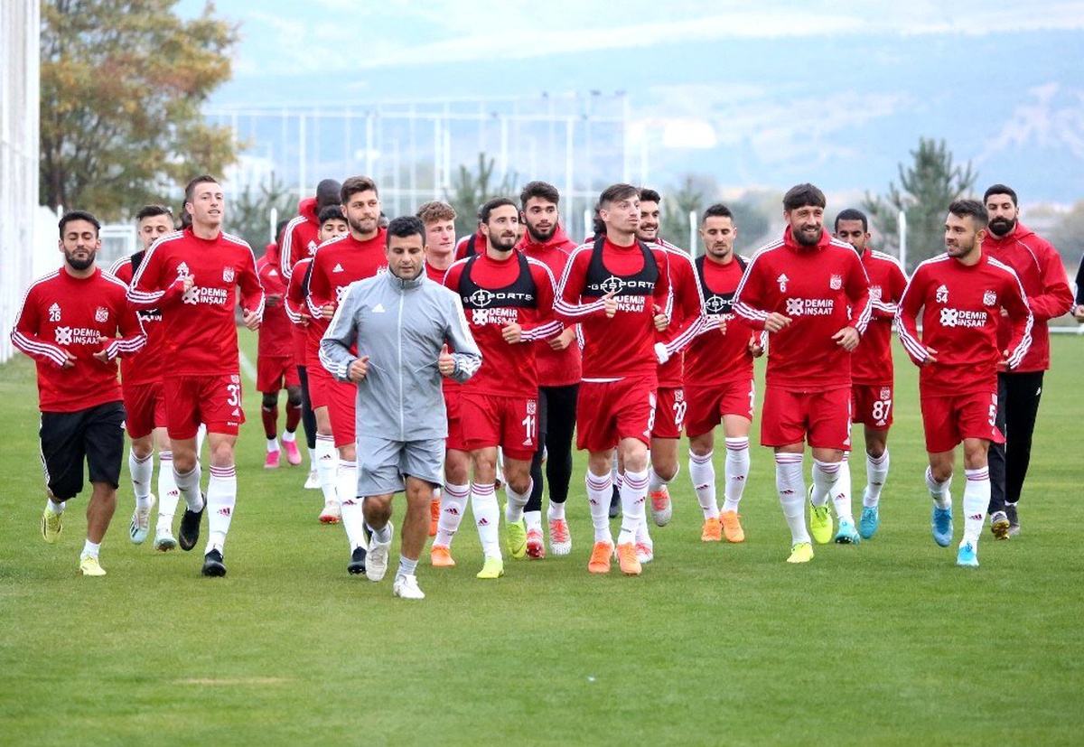 Lider Sivasspor\'da Kayseri mesaisi başlıyor