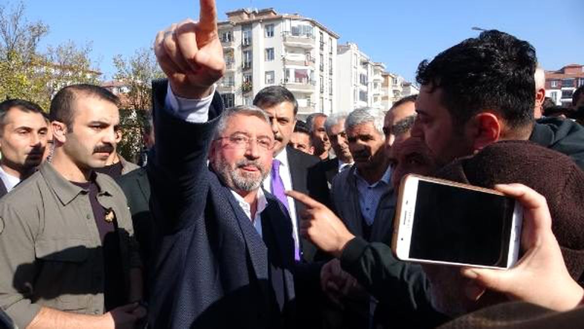 Mahallede baz istasyonu gerginliği sürüyor